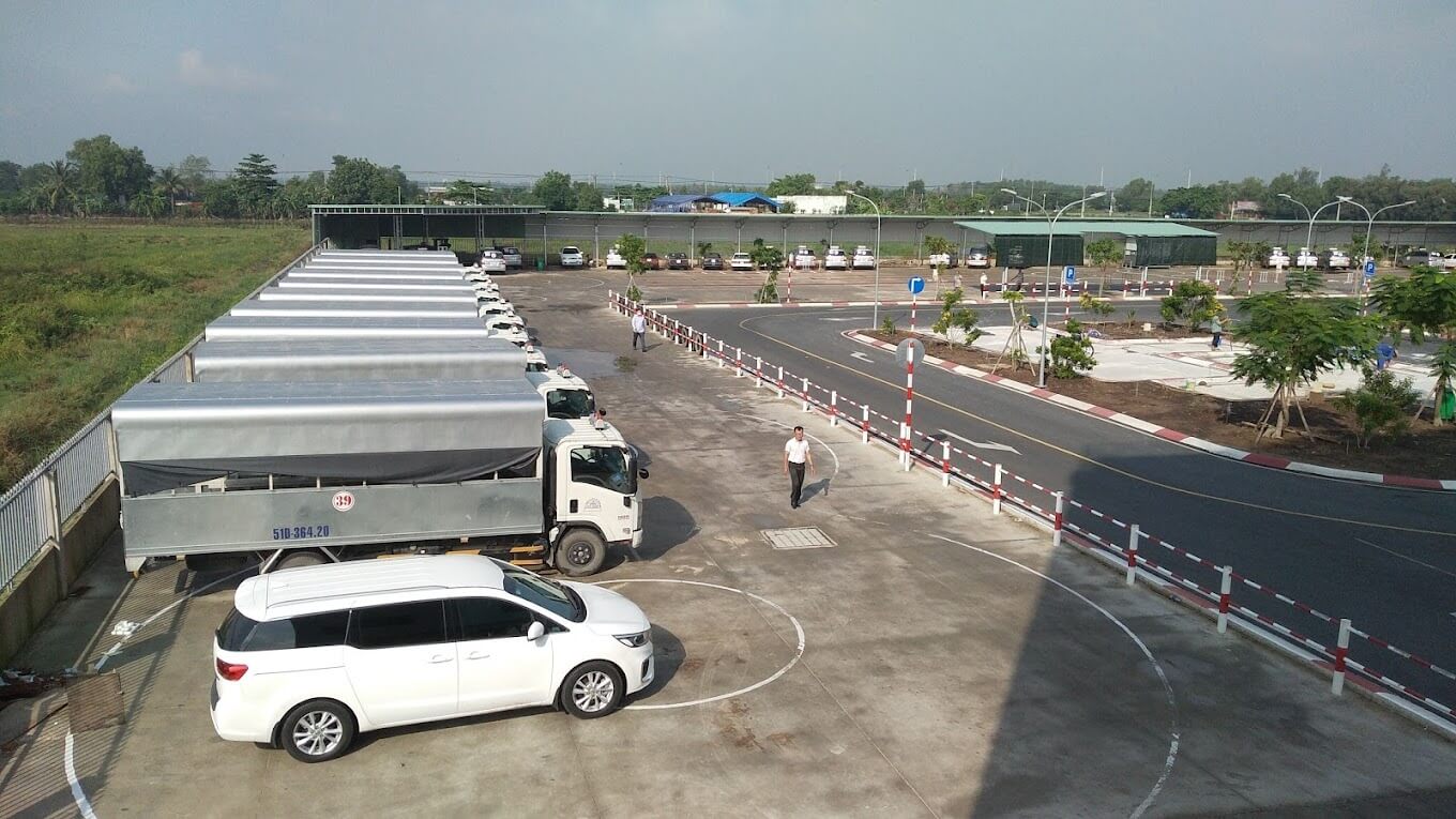 học bằng xe tải C1